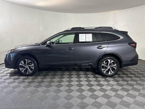 2022 Subaru Outback Touring XT