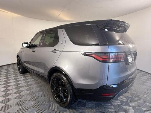 2025 Land Rover Discovery P300 Dynamic SE