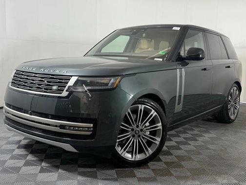2025 Land Rover Range Rover P400 SE