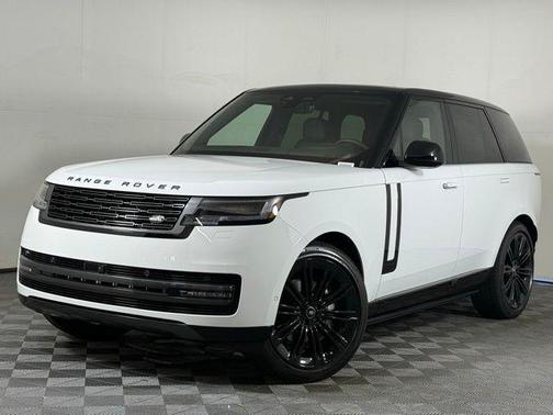2025 Land Rover Range Rover P400 SE