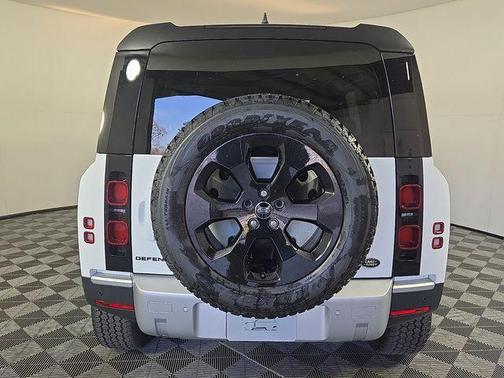 Fuji White 2022 Land Rover Defender 110 Standard