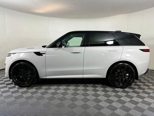 2025 Land Rover Range Rover Sport P530 Dynamic SE