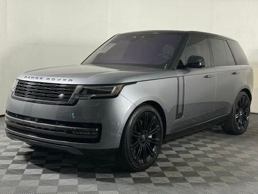 2023 Land Rover Range Rover P530 SE