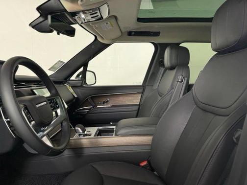 Varesine Blue 2026 Land Rover Range Rover P550e SE