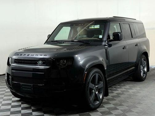 2025 Land Rover Defender P500 V8