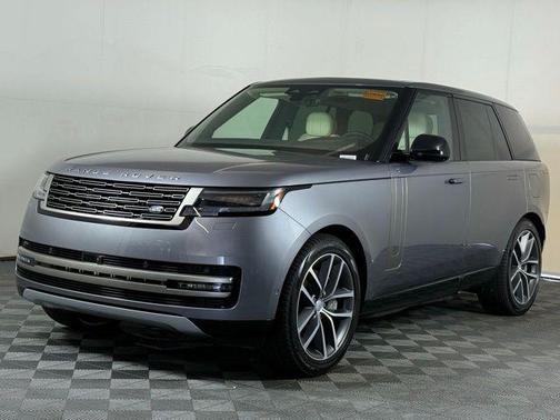 2025 Land Rover Range Rover P550e SE