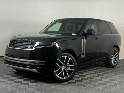 2025 Land Rover Range Rover P550e SE