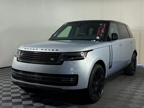 2025 Land Rover Range Rover P530 SE 7 Seat