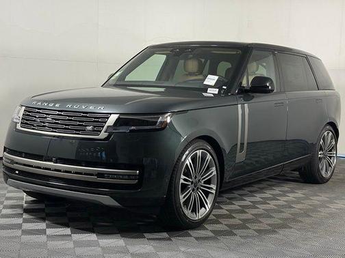 2026 Land Rover Range Rover P400 SE 7 Seat