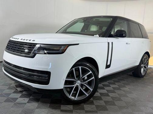 2025 Land Rover Range Rover P400 SE
