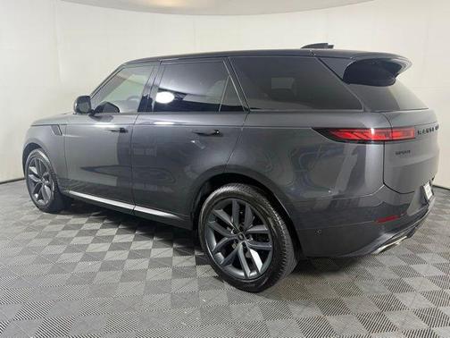 2024 Land Rover Range Rover Sport SE