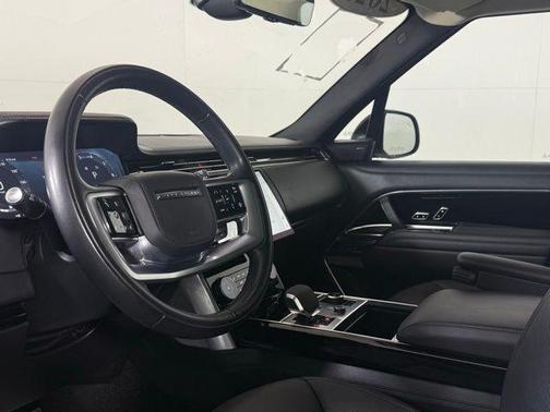 2023 Land Rover Range Rover P530 SE