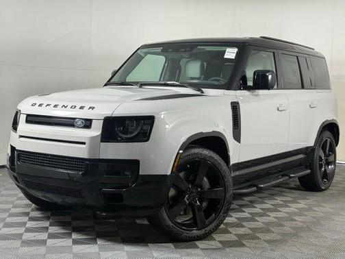 2026 Land Rover Defender 110 X-Dynamic SE