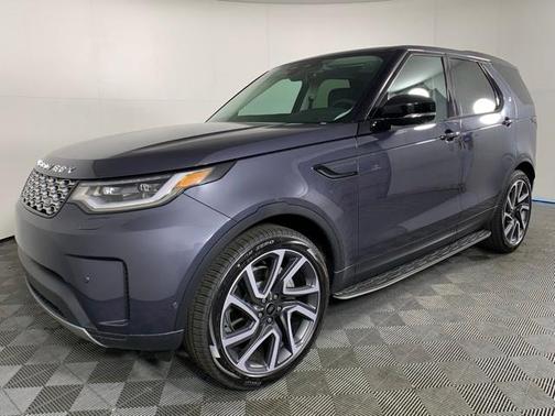 2024 Land Rover Discovery P300 S