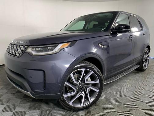2024 Land Rover Discovery P300 S