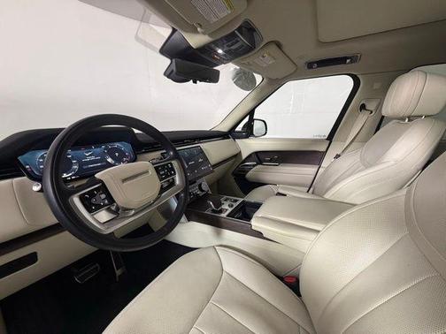 2023 Land Rover Range Rover P530 SE