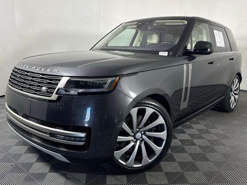 2023 Land Rover Range Rover P530 SE