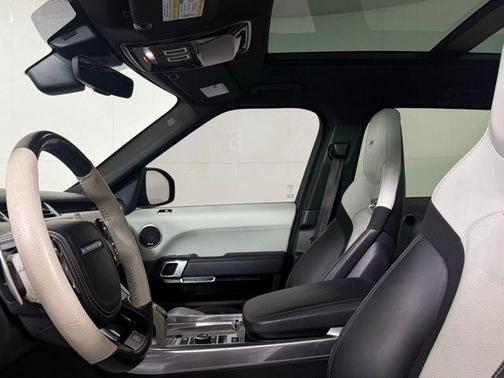 2022 Land Rover Range Rover Sport SVR