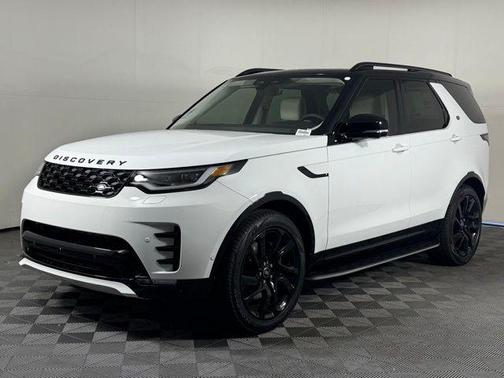 2025 Land Rover Discovery P360 Dynamic SE