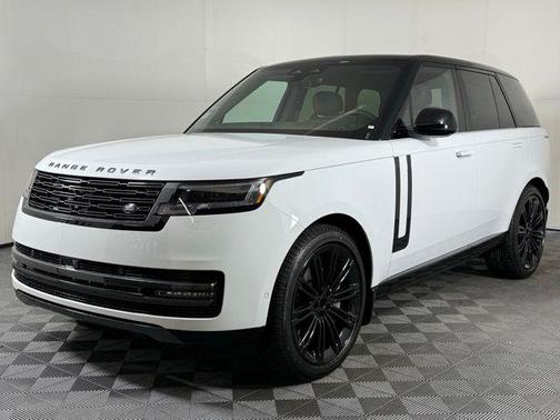 2025 Land Rover Range Rover P530 SE