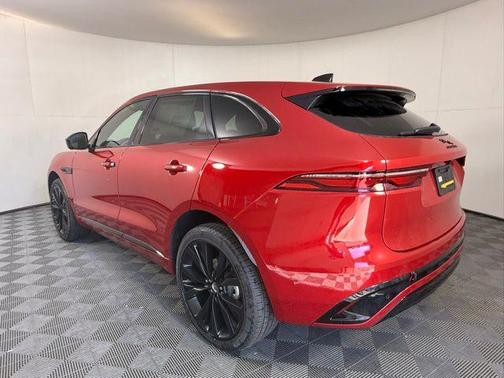 2025 Jaguar F-PACE P250 R-Dynamic S