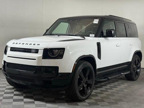 2026 Land Rover Defender 110 X-Dynamic SE