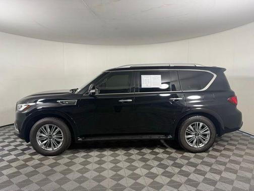 2021 INFINITI QX80 Luxe