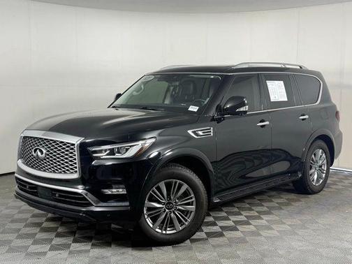 2021 INFINITI QX80 Luxe
