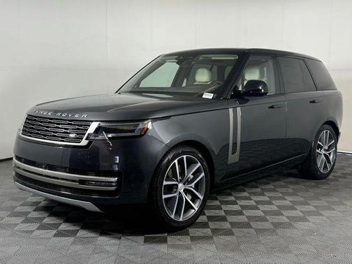 2025 Land Rover Range Rover P530 SE