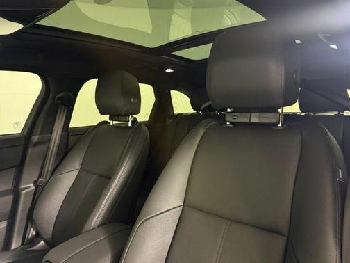 Fuji White 2026 Land Rover Range Rover Velar P250 S
