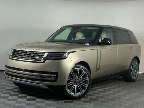 2025 Land Rover Range Rover P400 SE 7 Seat
