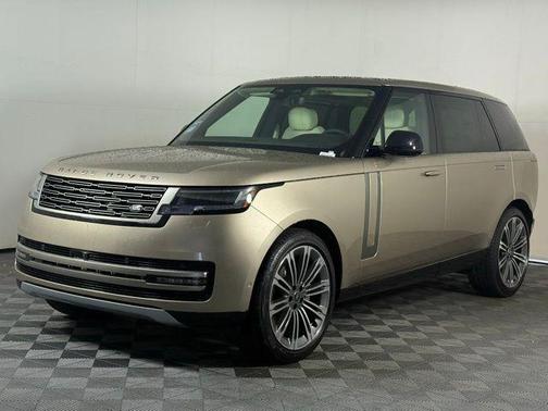 2025 Land Rover Range Rover P400 SE 7 Seat