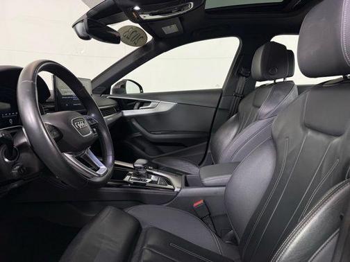 2023 Audi A4 45 S line Premium Plus