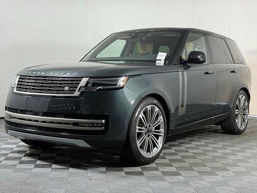 Belgravia Green 2026 Land Rover Range Rover P400 SE