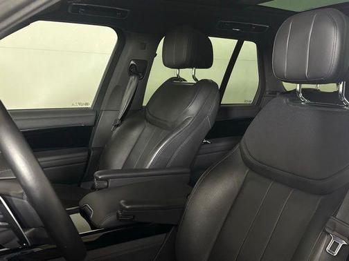 2023 Land Rover Range Rover P530 SE