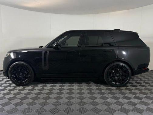 2023 Land Rover Range Rover P530 SE