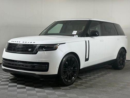 2026 Land Rover Range Rover P400 SE 7 Seat