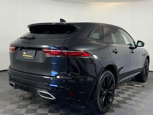 2026 Jaguar F-PACE P400 R-Dynamic S