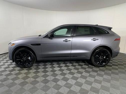 2025 Jaguar F-PACE P400 R-Dynamic S