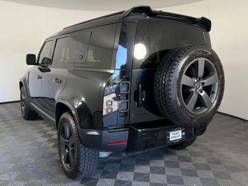 2020 Land Rover Defender 110 HSE