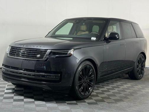 2026 Land Rover Range Rover P530 SE