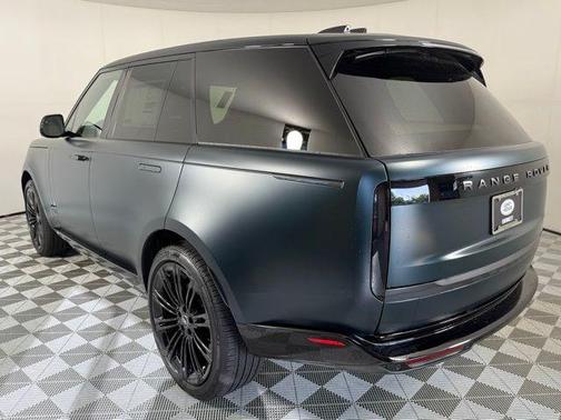 2025 Land Rover Range Rover P530 Autobiography