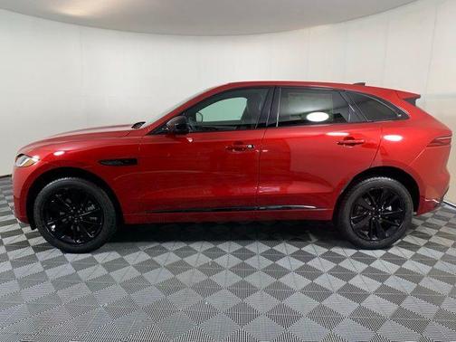 2025 Jaguar F-PACE P250 R-Dynamic S