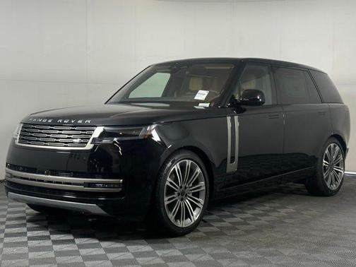 2026 Land Rover Range Rover SE