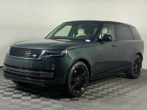 2025 Land Rover Range Rover P400 SE 7 Seat