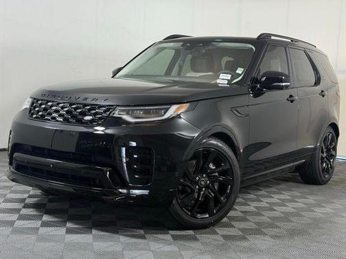 2025 Land Rover Discovery P300 Dynamic SE
