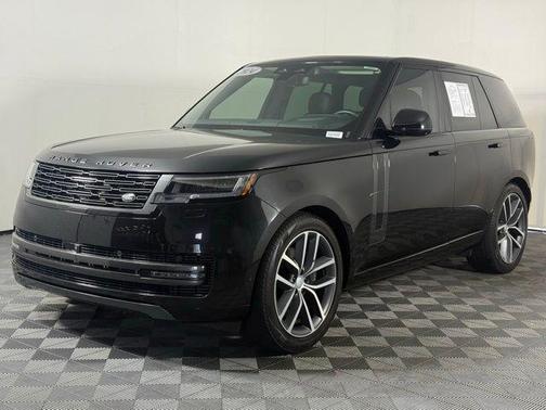 2024 Land Rover Range Rover P400 SE