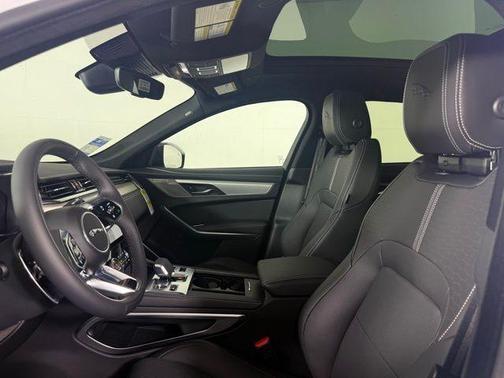 2026 Jaguar F-PACE P250 R-Dynamic S