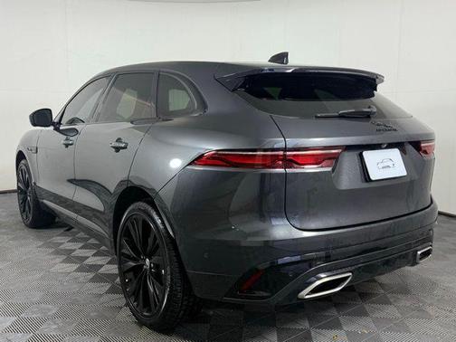 2025 Jaguar F-PACE P400 R-Dynamic S