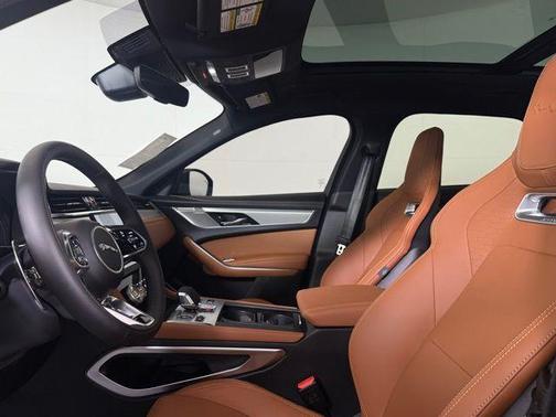 2025 Jaguar F-PACE P400 R-Dynamic S